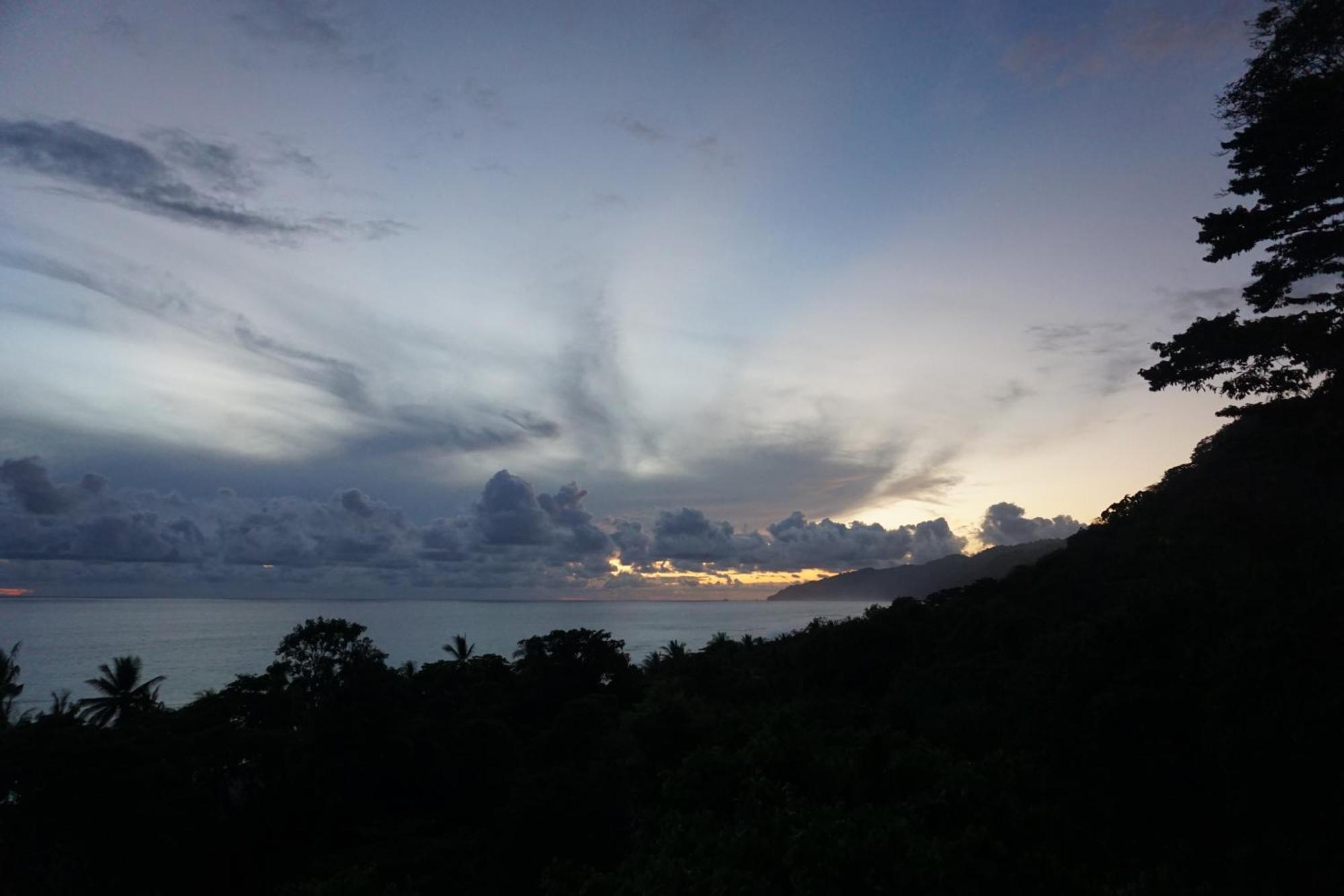 Lookout Inn Beach Rain-Forest Eco Lodge Carate Luaran gambar