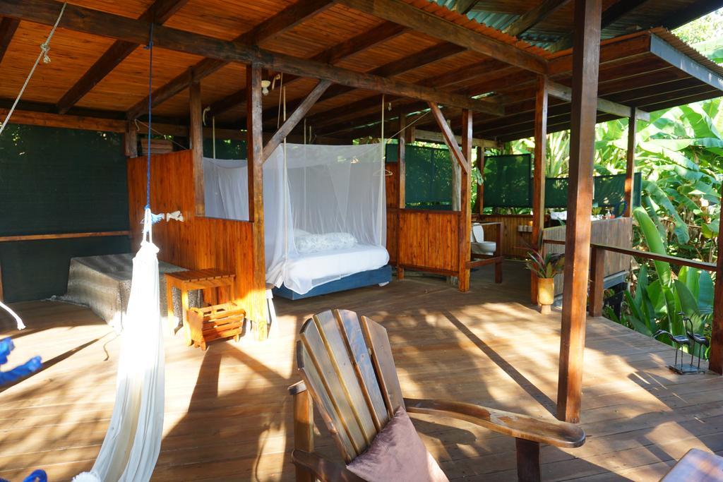 Lookout Inn Beach Rain-Forest Eco Lodge Carate Luaran gambar