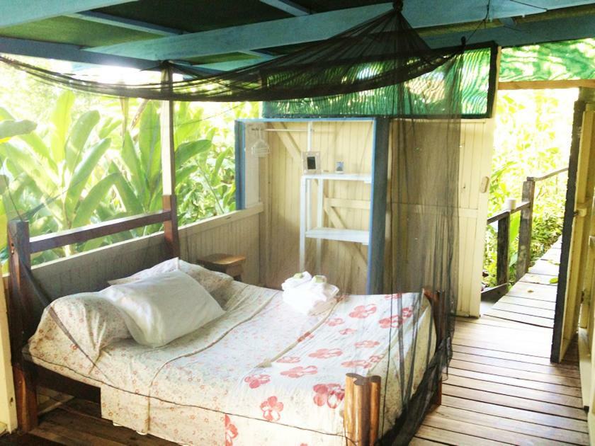Lookout Inn Beach Rain-Forest Eco Lodge Carate Luaran gambar