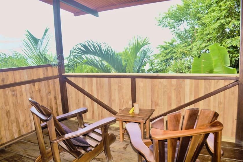 Lookout Inn Beach Rain-Forest Eco Lodge Carate Luaran gambar